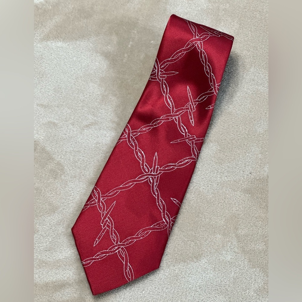 Wyoming Traders Barb Wire Western Cowboy Maroon Gray Silk Tie